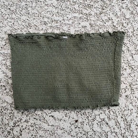 PINK Victoria's Secret Army Green Smocked Tube Top Casual Basic Size Medium - Picture 4 of 10
